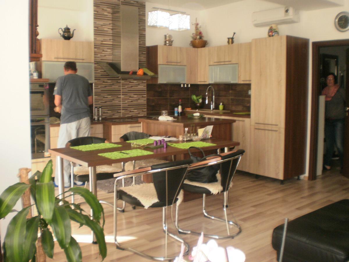 Ferienwohnung Aki - 2 +Kk Brünn Exterior foto